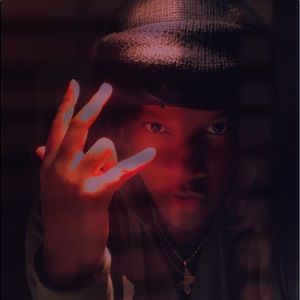 Meet your Posher, Cornelia